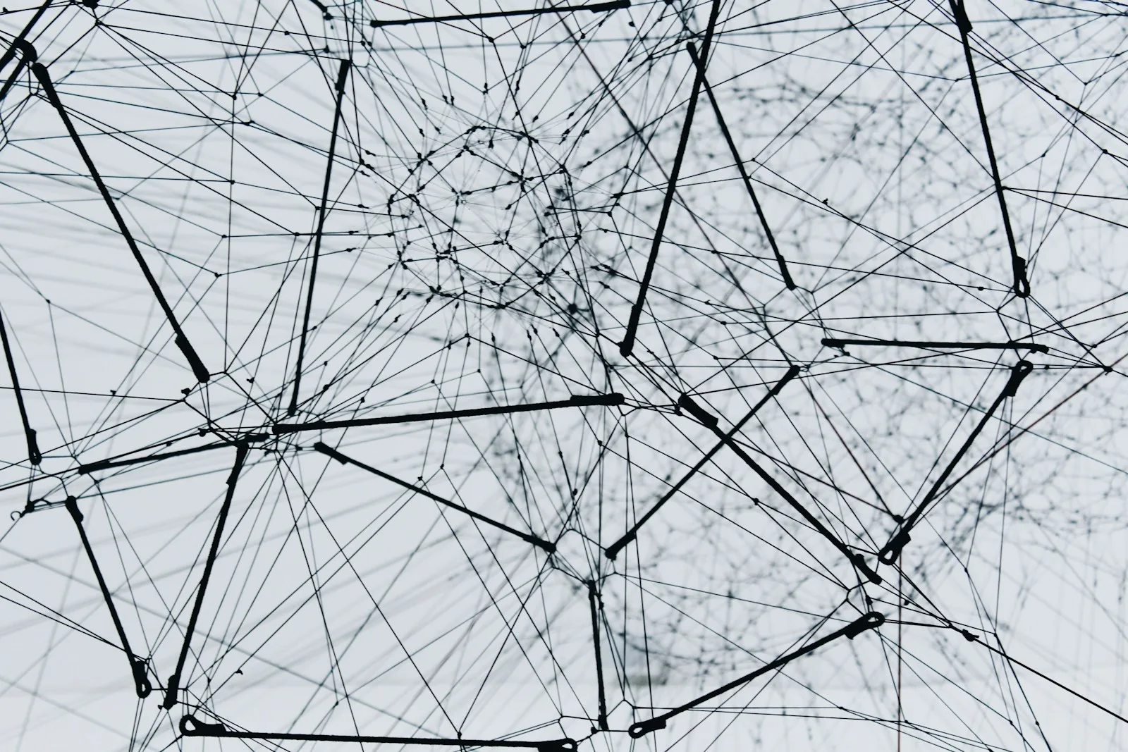 AI Agents in 2026: MCP, Memory Limits, and the Interoperability Wall